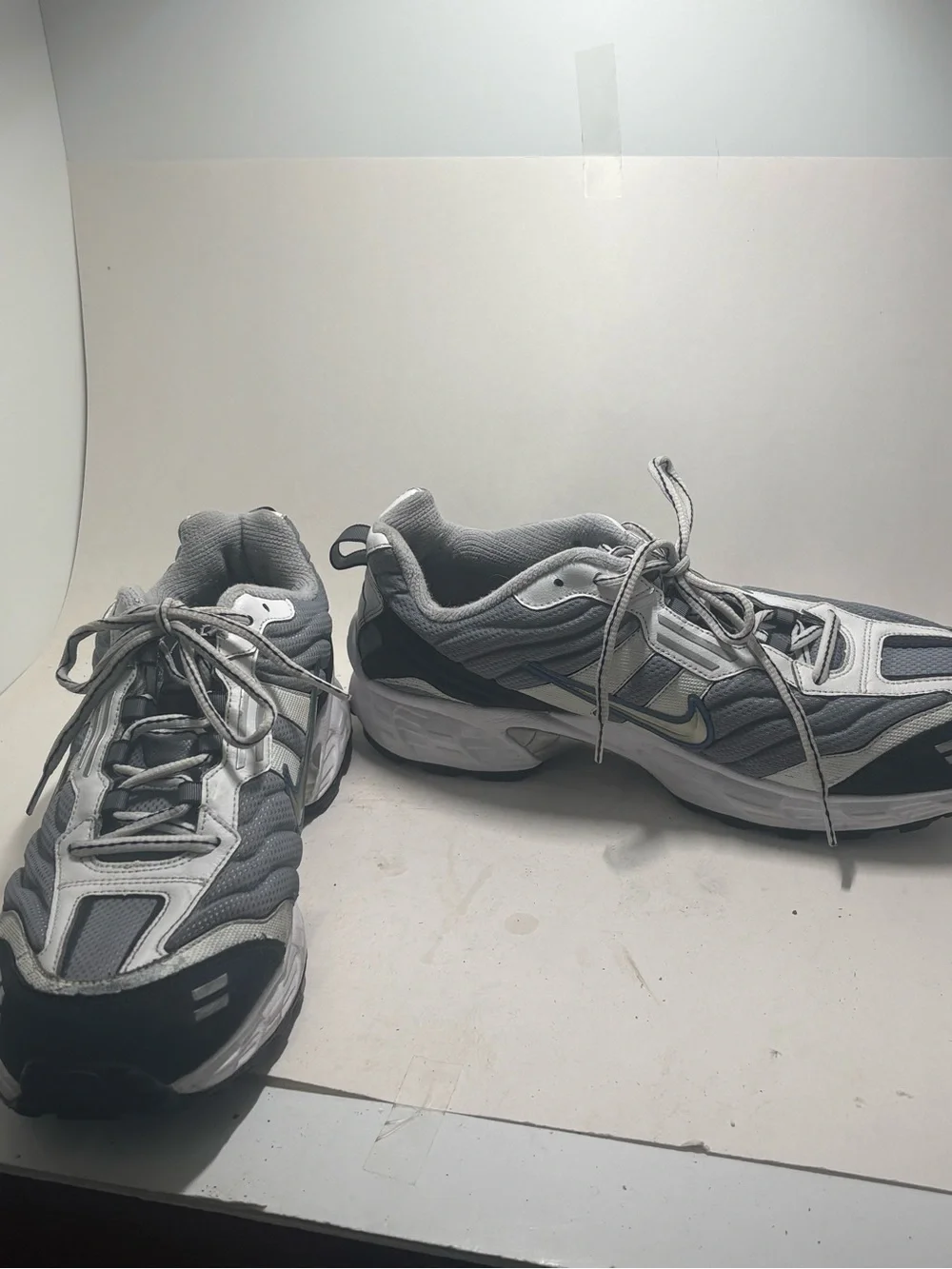 Vintage Nike Air Copious White Grey Navy Sneakers size 12– Rare 2009 Release
